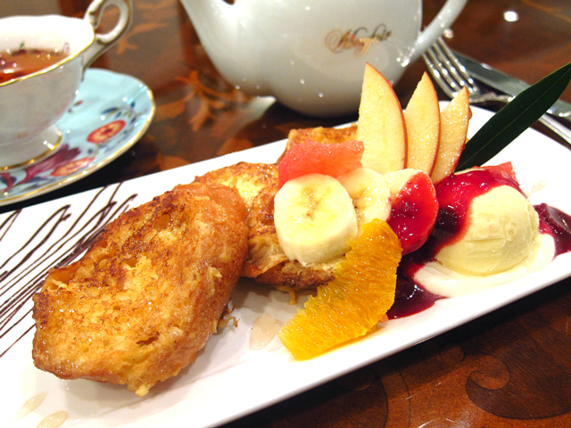 新潟市中央区でフレンチトーストが人気のカフェ
